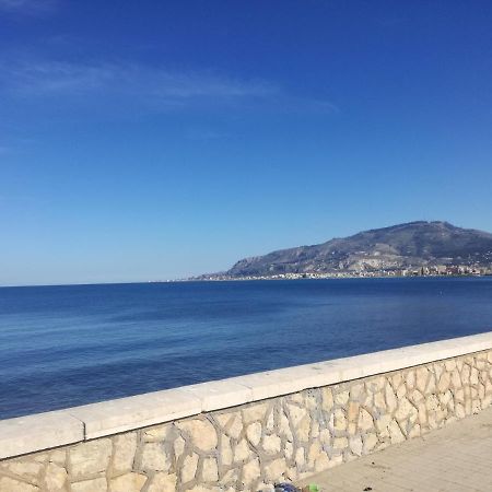 Апартаменти Casa Vacanze Sererosa. Tramonti Indimenticabili Трапані Екстер'єр фото